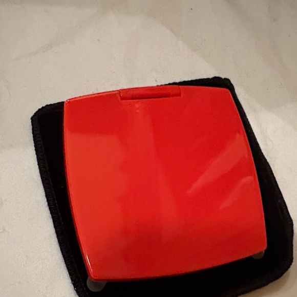 CHANEL Red Mirror Double Facettes with Black Pouch - Picture 10 of 12